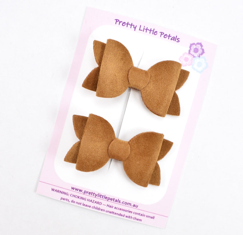 Annabelle - Velvet piggytail bows - light brown