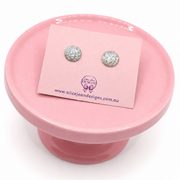 Round silver resin stud earrings